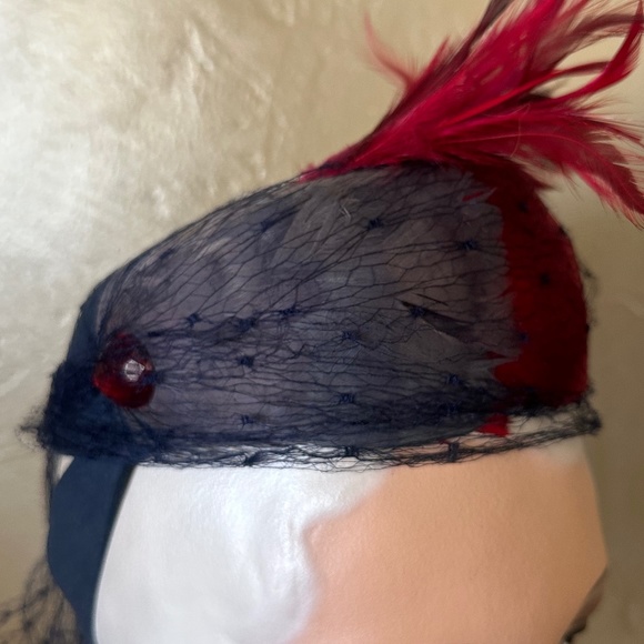 SMART 1930s\' DARK COBALT BLUE FELT HAT + BLUE/RED/BURGUNDY FEATHERS & NAVY VEIL main image 10